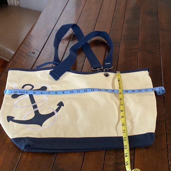 Thirty One Canvas Crew - Picture 7 of 9